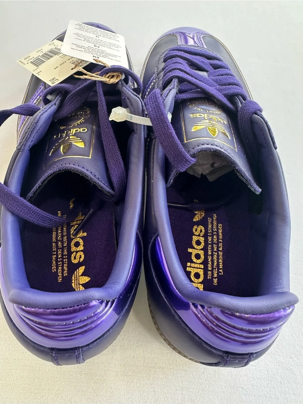 NEW adidas Samba Purple on Purple w/ Gold Trim low cut lace up Sneakers Size 8.5